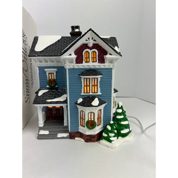 Department 56 Glenhaven House Lighted Original Snow Village With Box - Retired - Picture 2 of 10